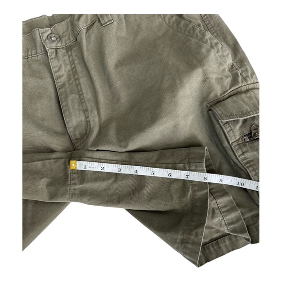 COLUMBIA Vintage Cargo Shorts Size Large - Picture 10 of 11